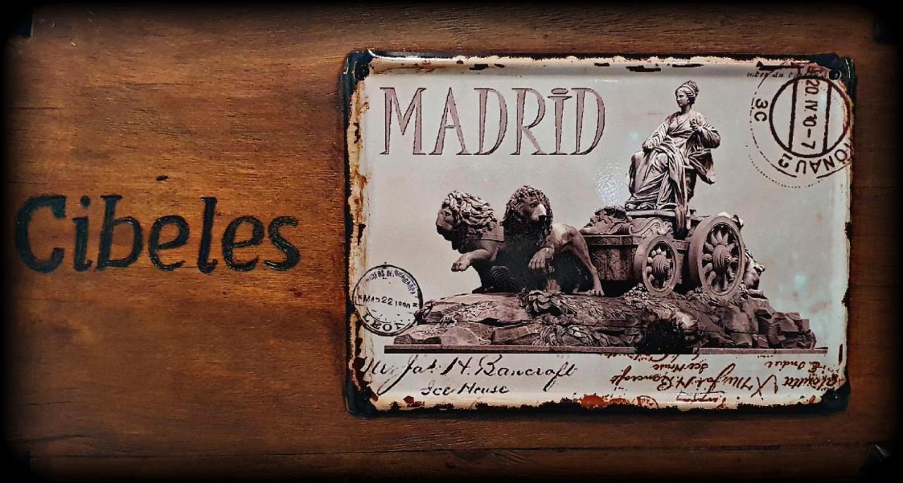 Arte I Espacio Home مدريد المظهر الخارجي الصورة