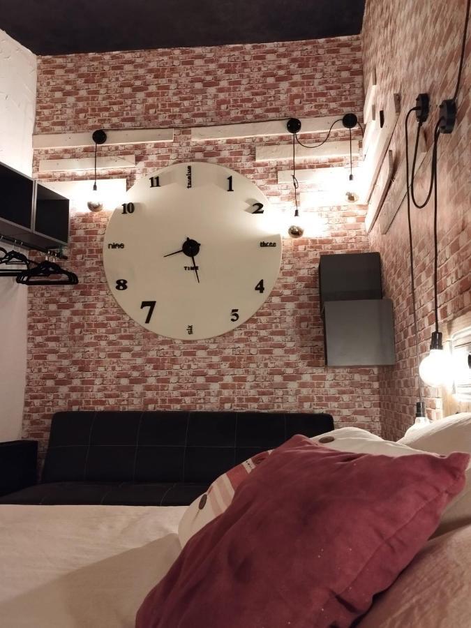 Arte I Espacio Home مدريد المظهر الخارجي الصورة